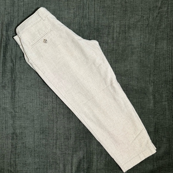 Linen Capris - Picture 5 of 7